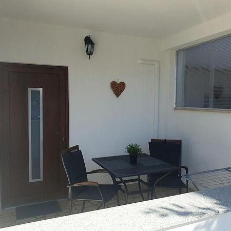 Apartments Dejana Štinjan Bagian luar foto