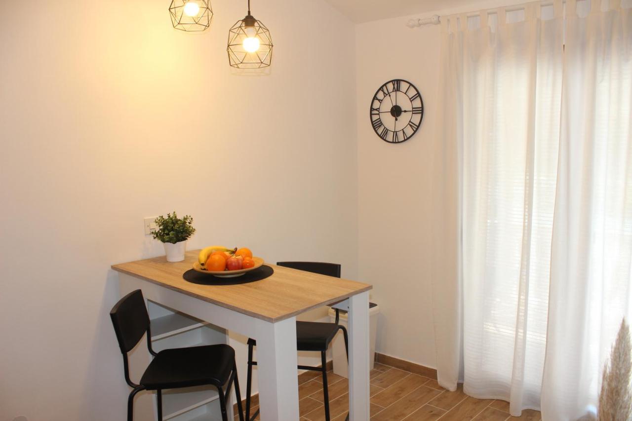 Apartments Dejana Štinjan Bagian luar foto